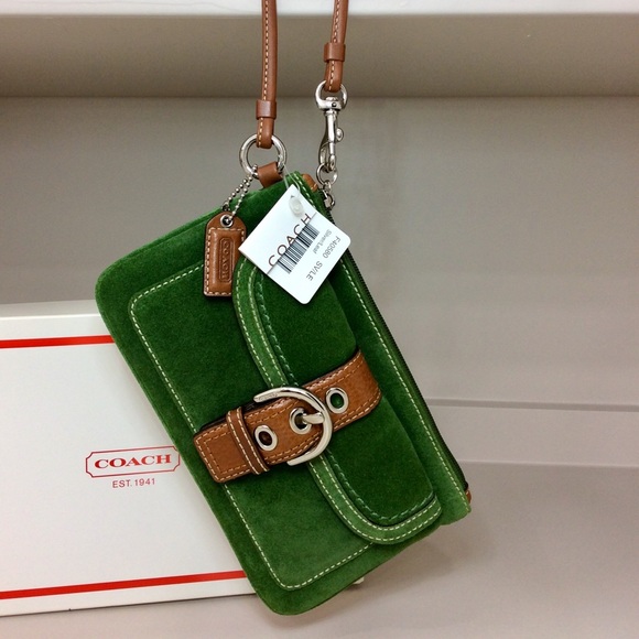 NWT Vintage Y2K Coach Green Suede Leather Buckle Wristlet Pouch Bag Authentic - Picture 6 of 15